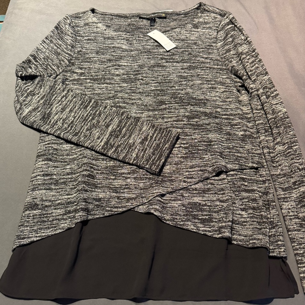 NWT White House black market shirt size S